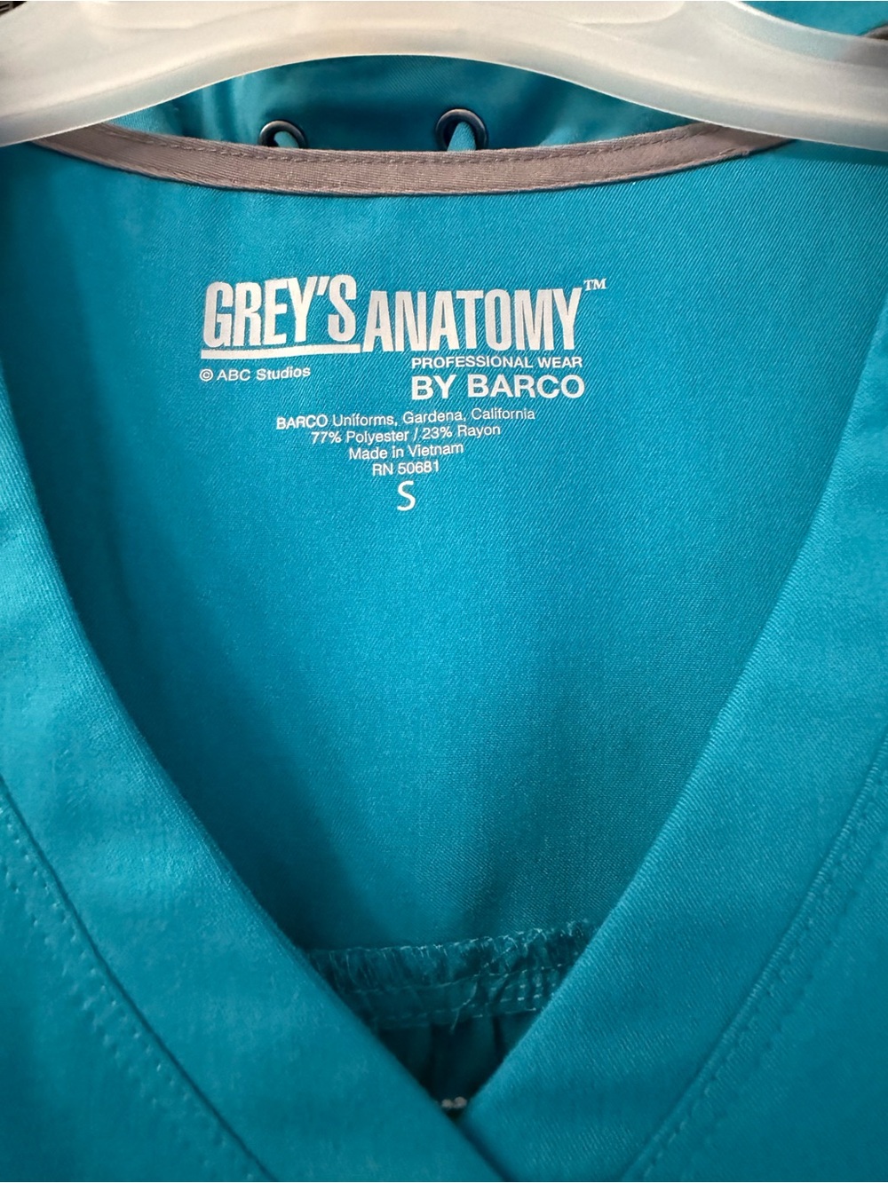 Medical Scrub Set - Picture 8 of 9